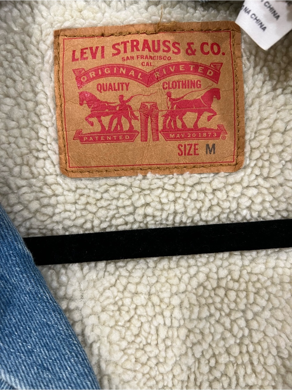 Levi's Light Blue Denim Sherpa-Lined Bomber Jacket - Picture 5 of 8